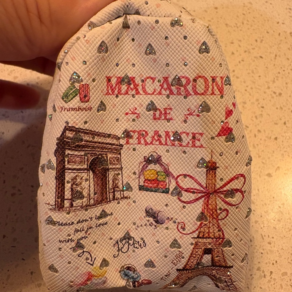 MACARON White and Gold Pouch - Picture 1 of 4